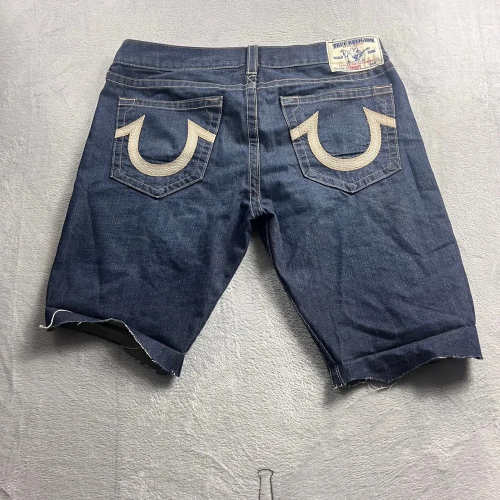 True Religion Men Dark Wash Cut Off Denim Shorts Straight Fit Size 38 M4E800FPZW